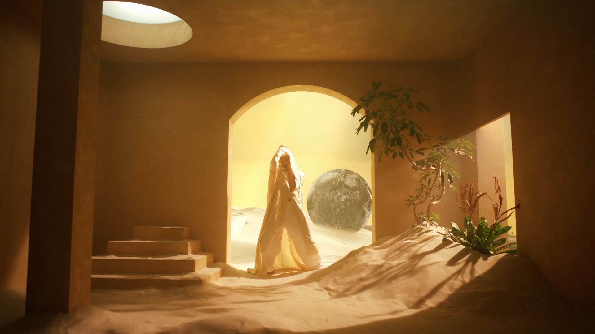 CASTLE OF SAND｜MV